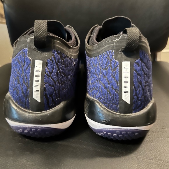 Nike Air Jordan - Size 13 - Picture 4 of 6